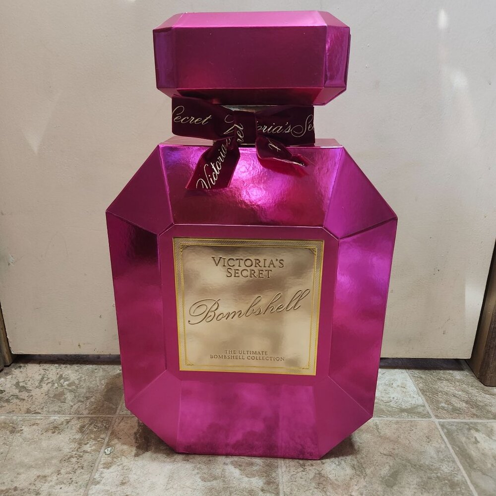 Victoria’s Secret “Bombshell” 12-Day Advent Calendar Gift Set Limited Edition - Picture 2 of 14